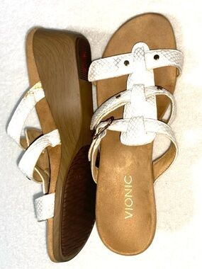 VIONIC  Sandals Radia Mini 2” Wedge Comfort Leather Adjustable Straps White 8